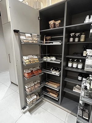ausstattung_vorratsschrank Vorratsschrank